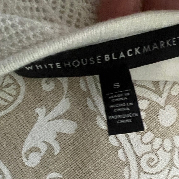 Chic White Lace Camisole for Women - Picture 3 of 6